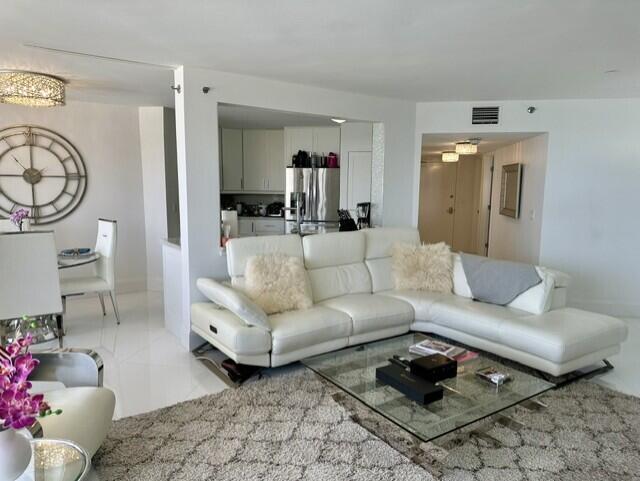 Building Photo - 3560 S Ocean Blvd