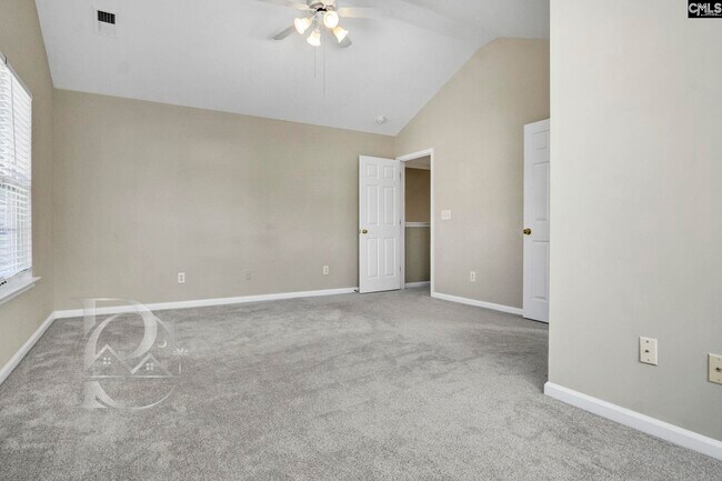 Building Photo - 211 Pinebluff Ct