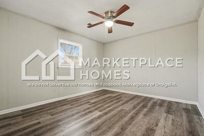 Building Photo - 2532 Joe Jerkins Blvd