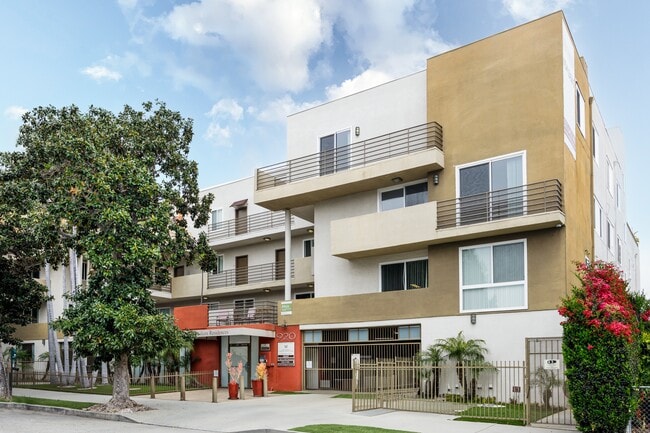 Building Photo - Wilcox Townhomes