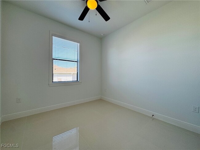 Building Photo - 3950 20th St W