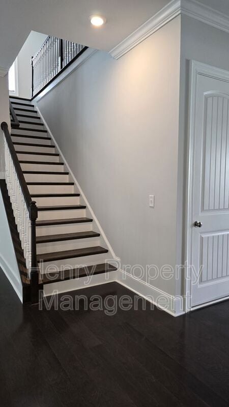 Building Photo - 1227 Kelder Ln