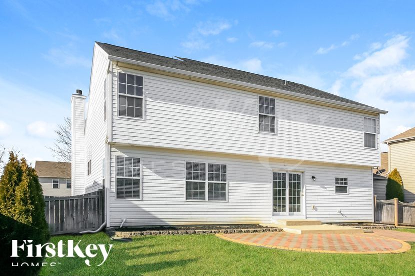 Building Photo - 8085 Lawrence Woods Blvd