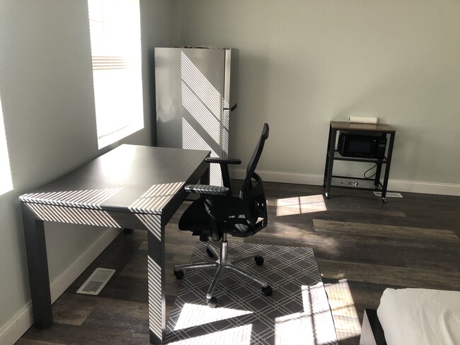 Private Desk in Unit - 7112 Minnetonka Blvd