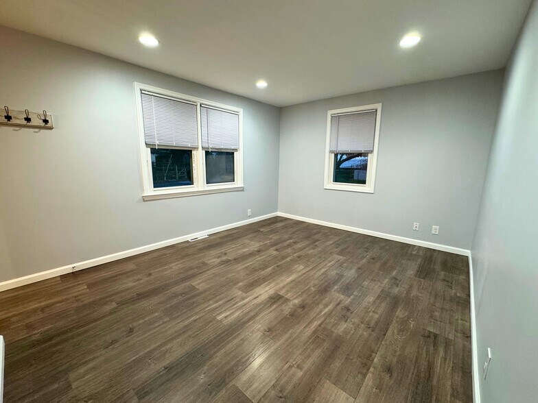 Building Photo - 2909 Duncan Ln