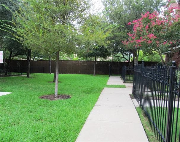 Building Photo - 3435 Howell St