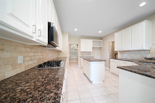 Building Photo - 22519 Diamond Shore Ct