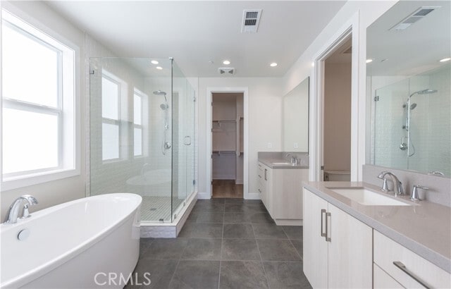 Building Photo - 180 Longden