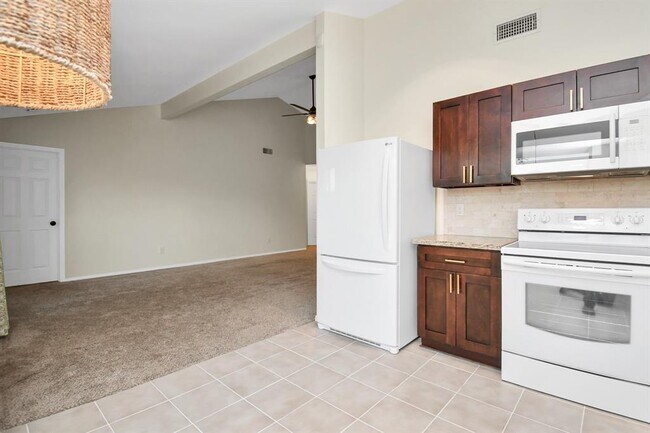 Building Photo - 17107 Amber Ridge Dr
