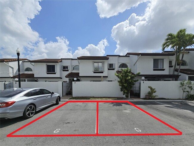 Building Photo - 1341 SW 124th Ct