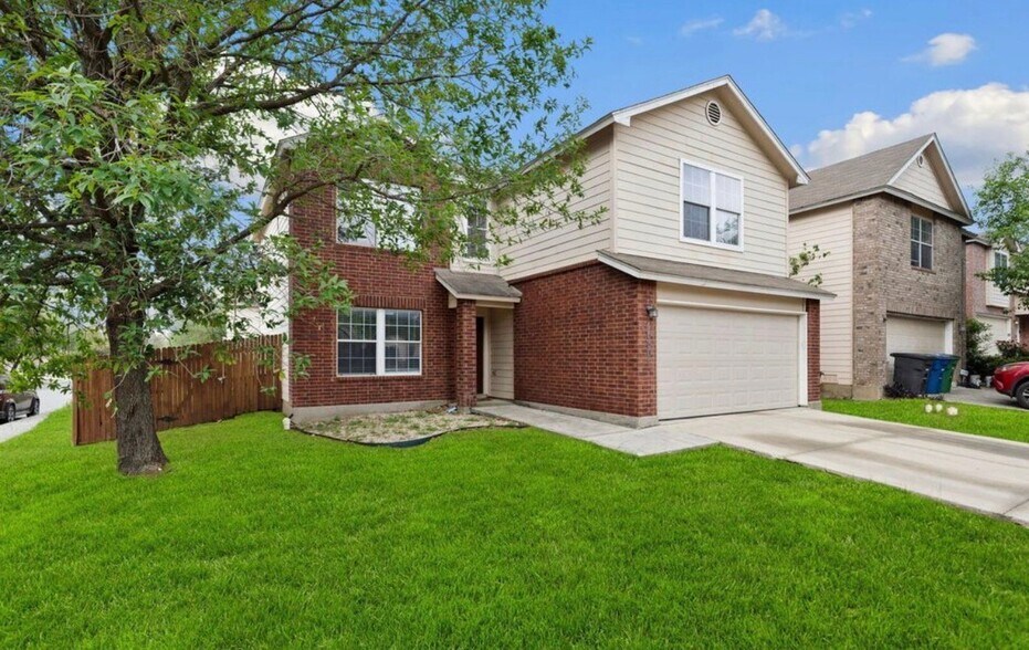 Building Photo - 10807 Indigo Creek