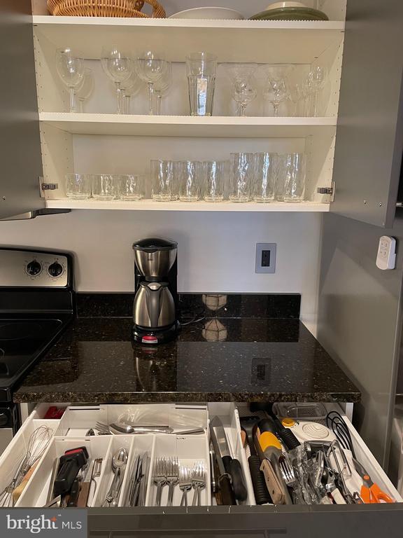 Building Photo - 801 S Pitt St