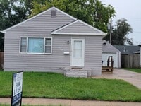 Building Photo - 3 bedroom 1 bath