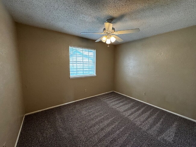 Building Photo - Beautiful House Located Near Movie Theater...