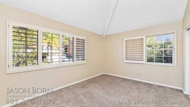 Building Photo - 22322 Cairnloch St