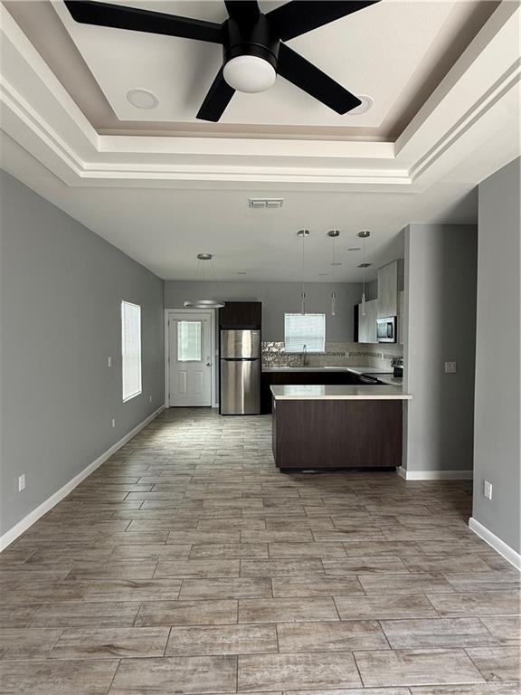 Building Photo - 21 S Xanthia St
