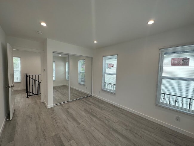 Building Photo - Brand New and Stunning  3+2 ADU on a pictu...