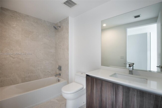 Building Photo - 488 NE 18th St