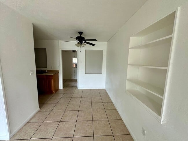 Building Photo - Check Out This Affordable and Centrally Located Deltona Property For Lease!