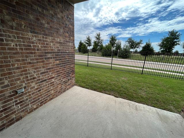 Building Photo - 7200 San Saba Dr