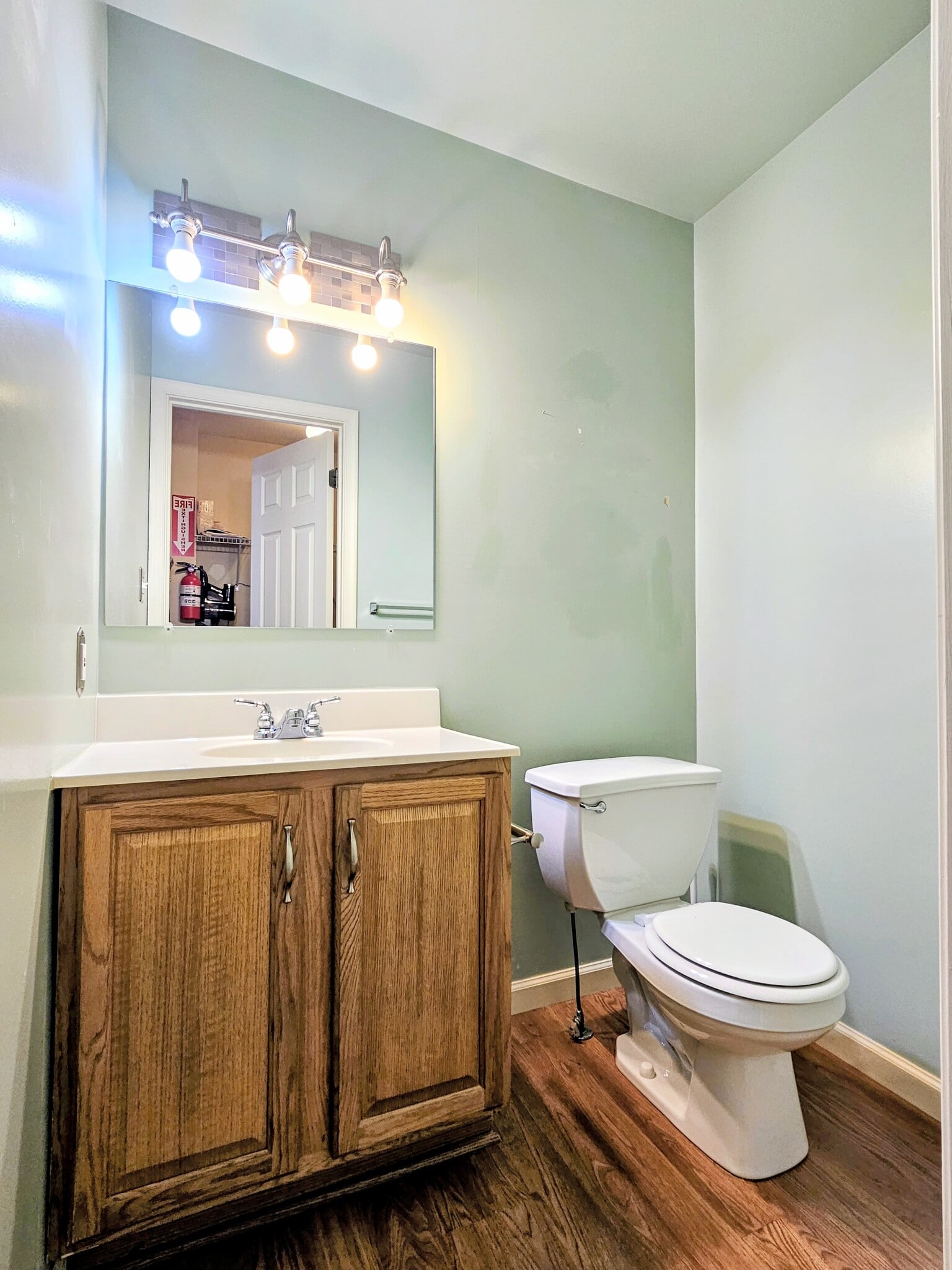 Building Photo - 688 Rockwood Dr