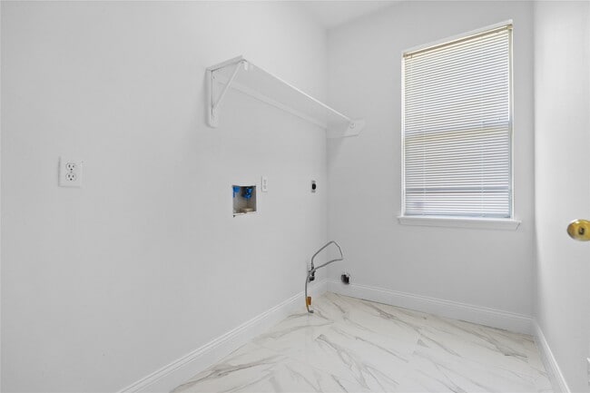 Building Photo - 1710 Cedar Cove Ct