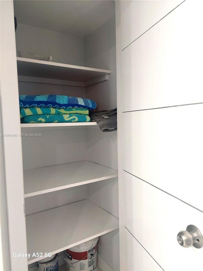 Building Photo - 5005 Collins Ave