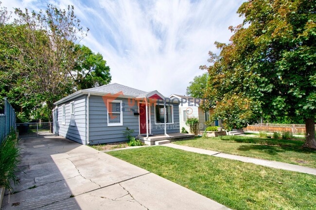 Building Photo - 566 Stringham Ave
