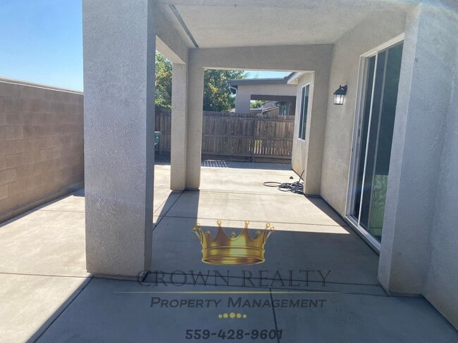 Building Photo - 2095 Iacovetti Ave