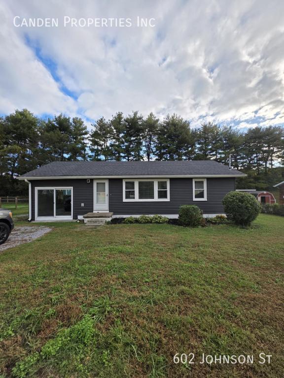 Primary Photo - 602 Johnson St