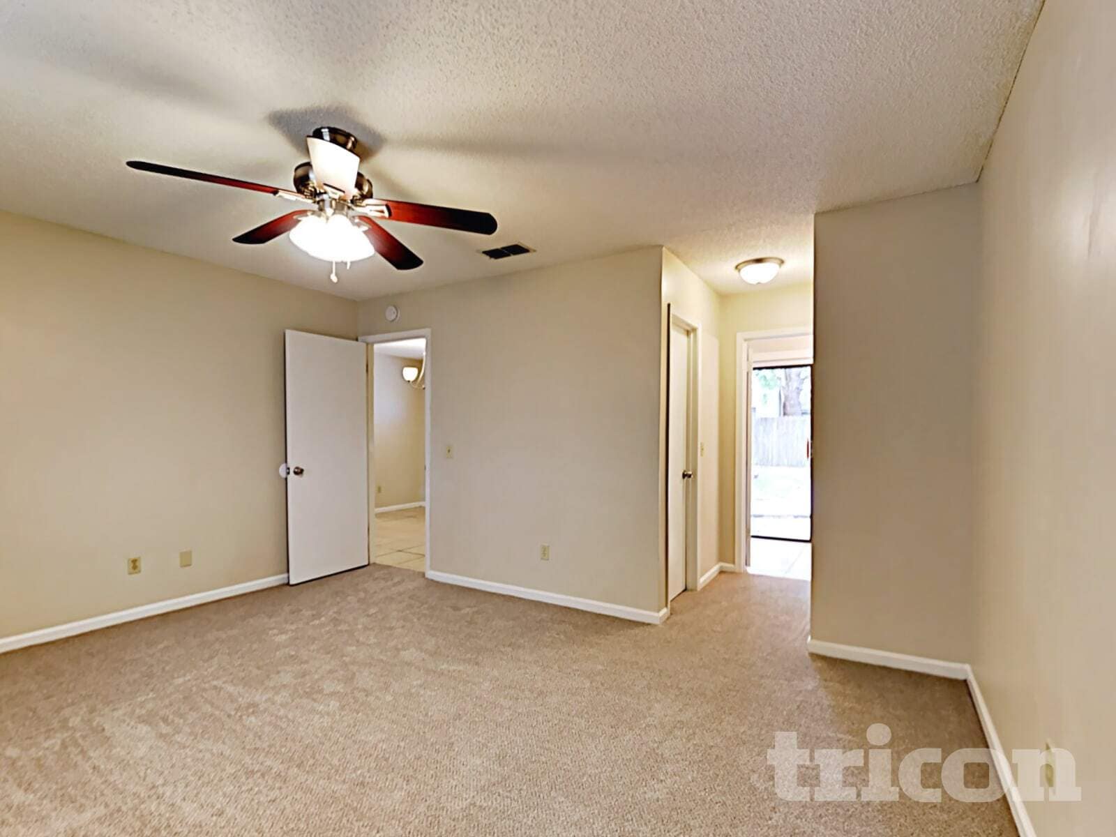 Building Photo - 2209 Constitution Dr