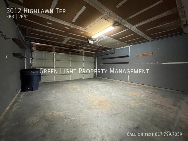 Building Photo - 3012 Highlawn Terrace