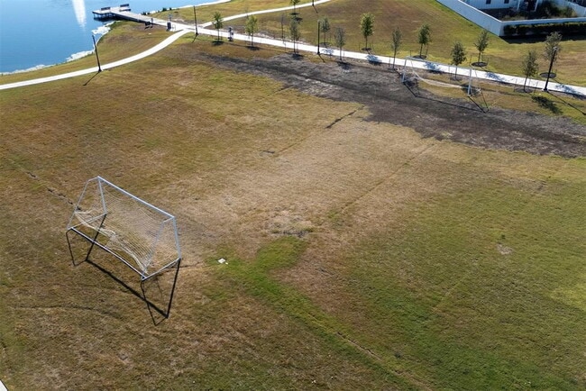 Building Photo - "Charming 2-Bed, 2-Bath Retreat with 1,327 Sq Ft of Comfort in Elgin, TX!"