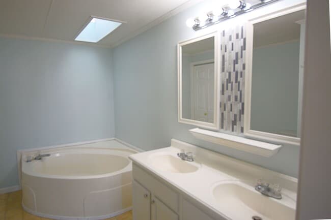 Building Photo - 106 Fishtail Ct