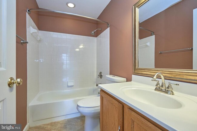 Building Photo - 44242 Frogtown Way