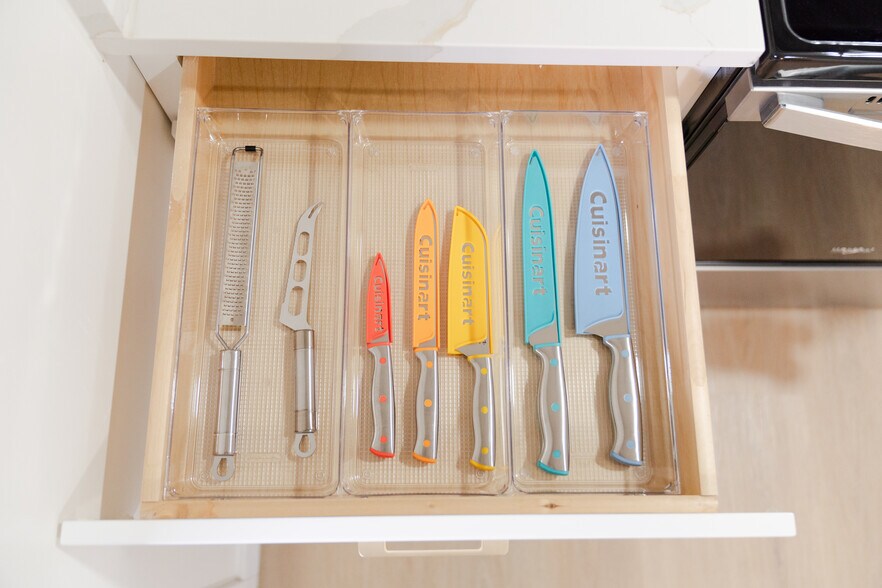 Building Photo - 6805 S Nye Dr