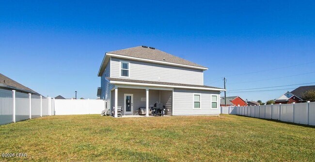 Building Photo - 233 Martingale Lp