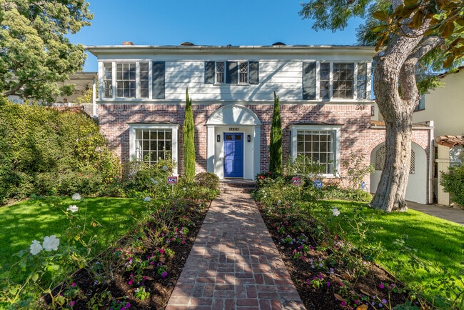 Building Photo - 1604 Pandora Ave