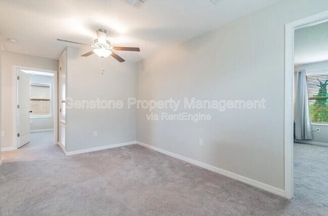 Building Photo - 5157 White Chicory Dr