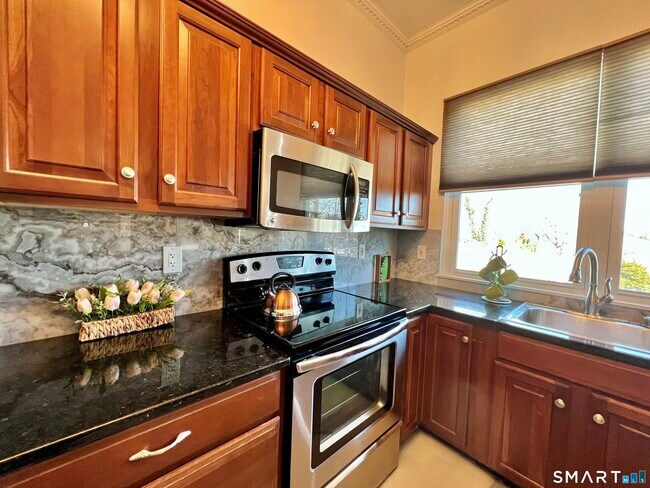 Building Photo - 5 Hundley Ct