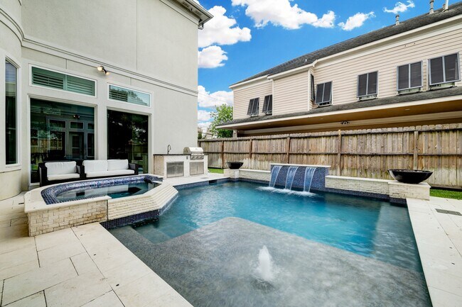 Building Photo - 4626 Braeburn Dr