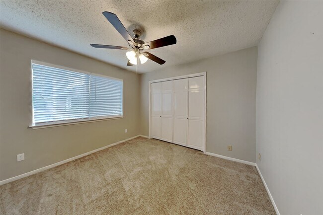 Building Photo - 12519 Limber Pine Pl