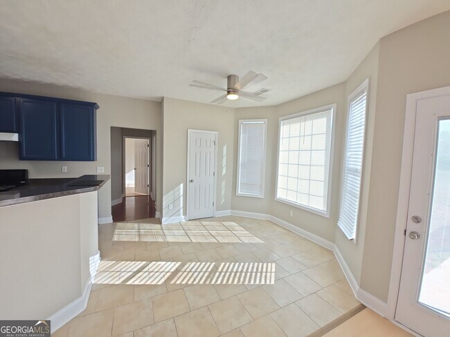 Building Photo - 437 Bedford Crossing