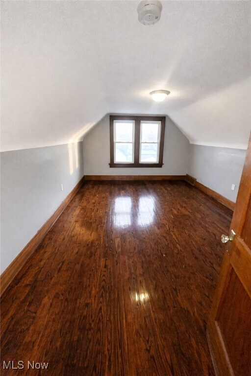 Building Photo - 4415 Pearse Ave