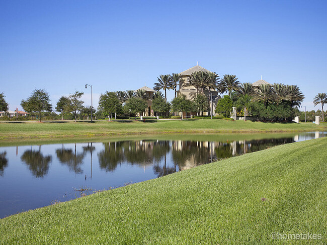 Building Photo - 12898 SW Lake Fern Cir