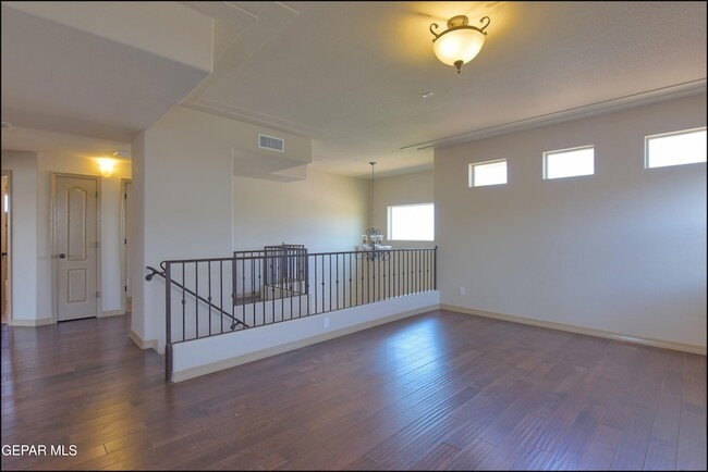 Building Photo - 7228 Longspur Drive