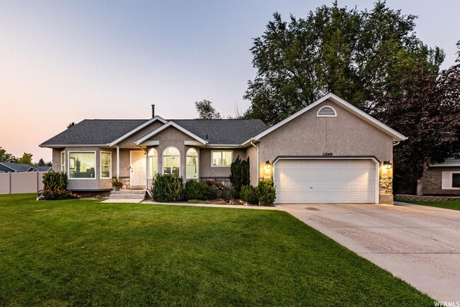 Building Photo - Great 4 Bd 3 Bath Home in Sandy