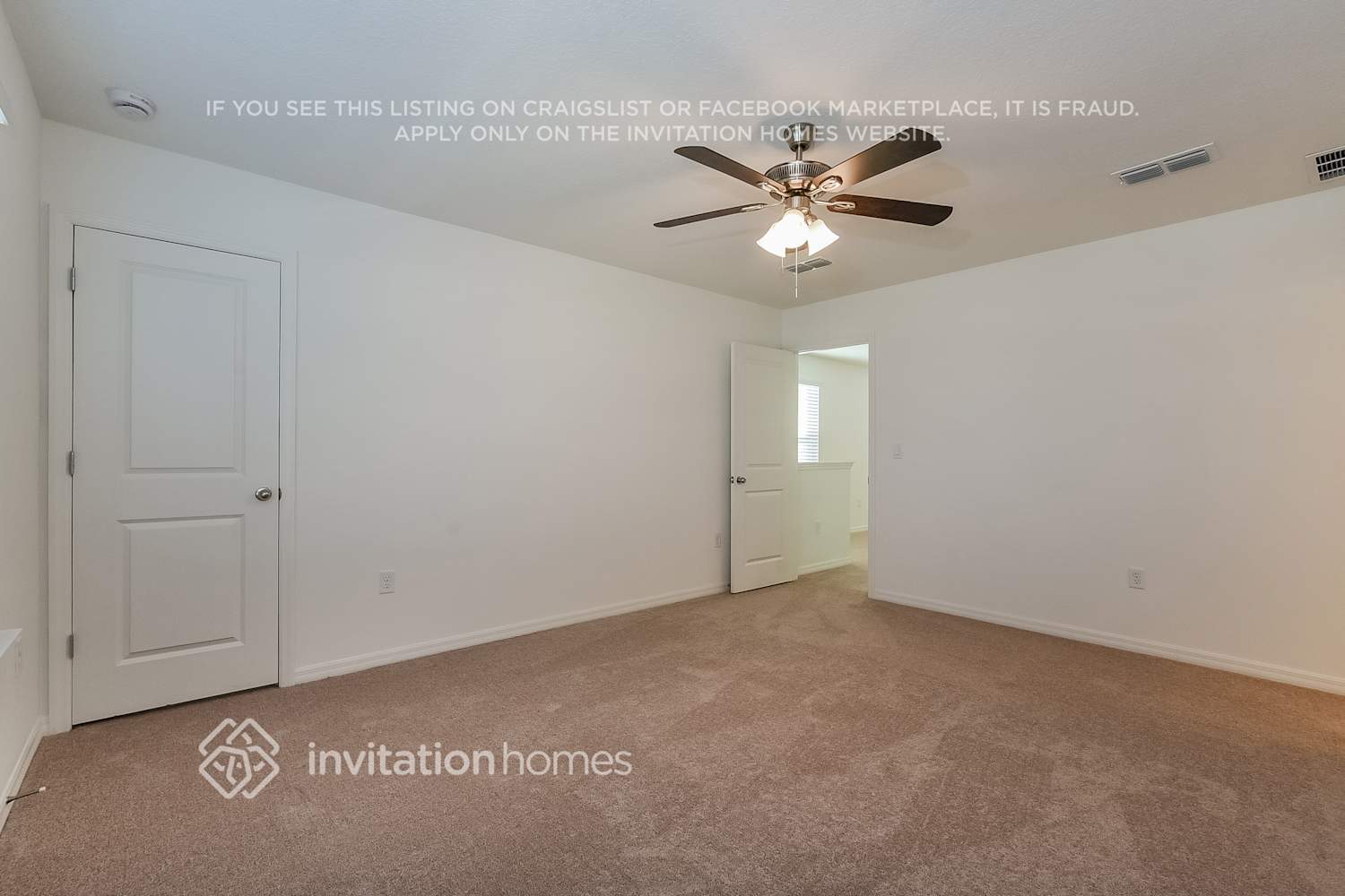 Building Photo - 5802 Sagebrush Aly