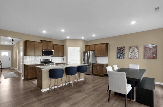 Building Photo - 272 Mannaseh Dr W