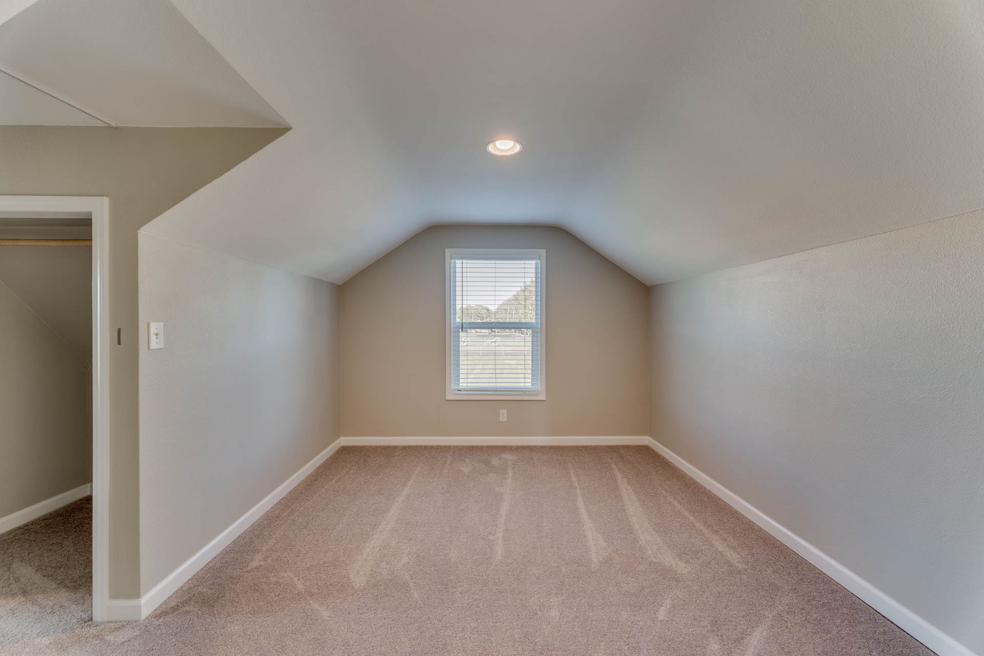 Building Photo - 2908 Hemlock St